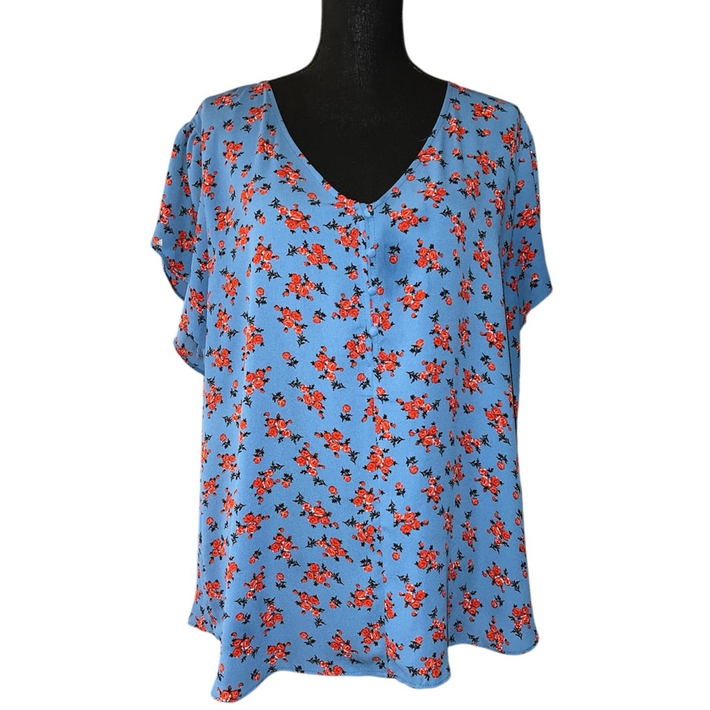 Premise Woman Blue Floral Print Blouse
Short Flutter Sleeve Plus Size 2X